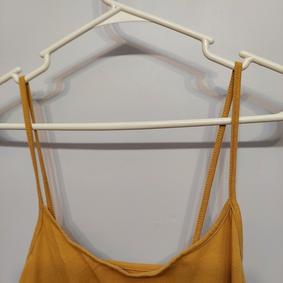 New swoop tank top layering mustard yellow Lg nwt - Picture 4 of 6